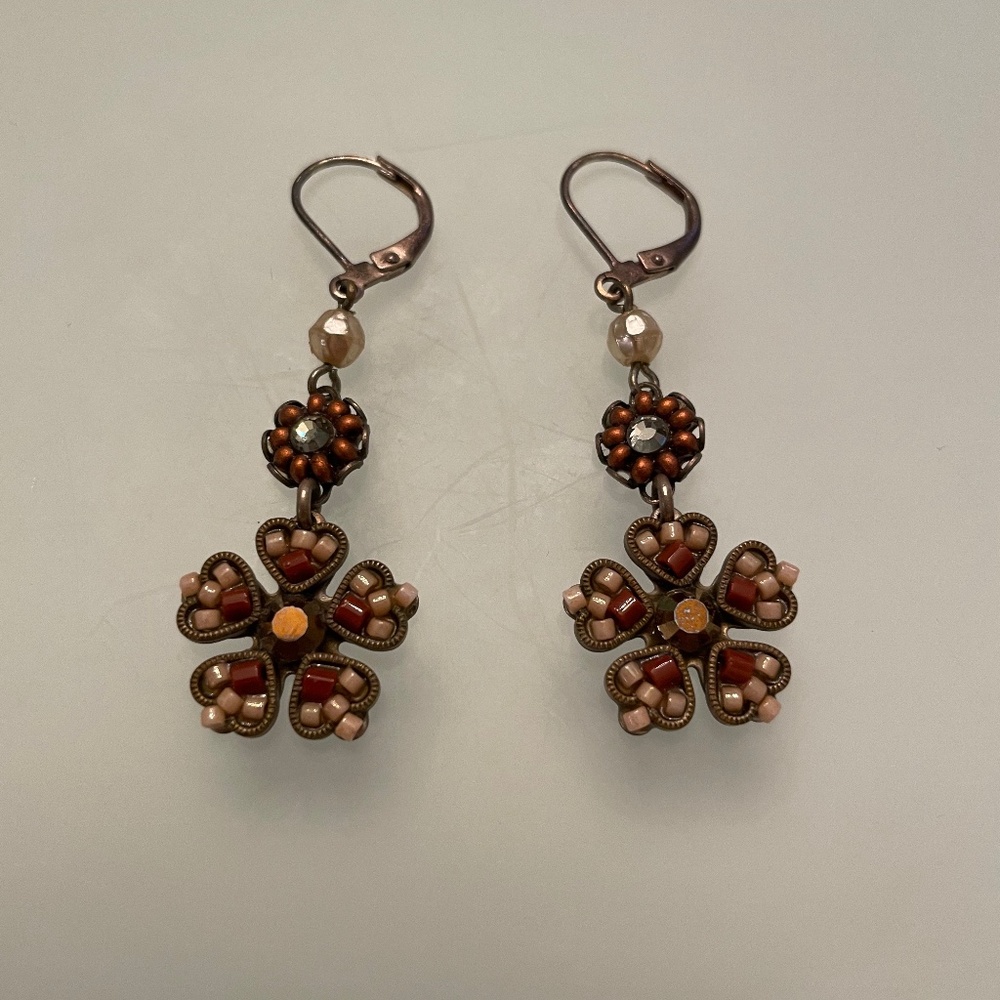 Ayla Bar Flower Earings